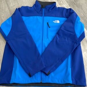 Men’s The North Face softshell jacket